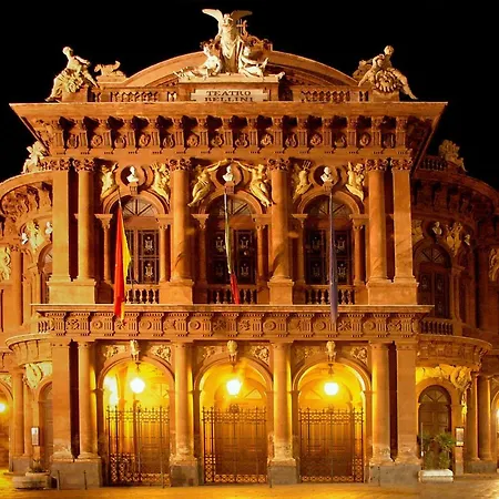 Holiday home Deluxe House *